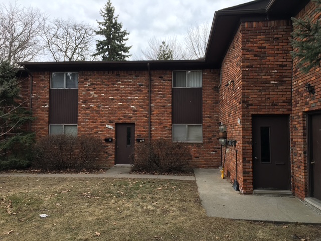 Clean, Quiet 1BR Apartment in Allen Park